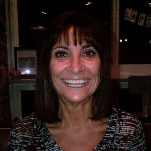 Meet your Posher, Dana